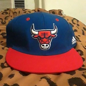 Chicago Bulls Adidas fitted hat